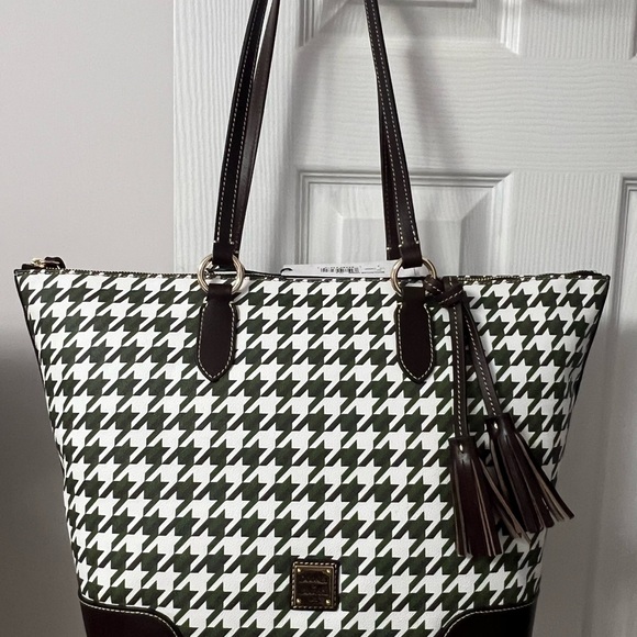 Dooney & Bourke Handbags - Dooney & Bourke Houndstooth Career Tote Bag
